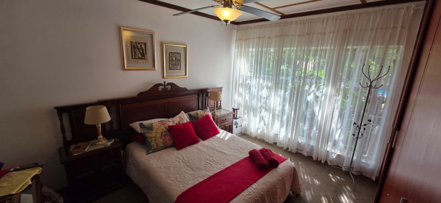 5 Bedroom Property for Sale in Wilkoppies North West